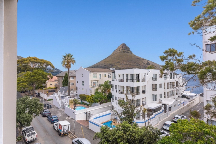 1 Bedroom Property for Sale in Sea Point Western Cape